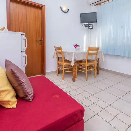 Appartement Toni Primošten