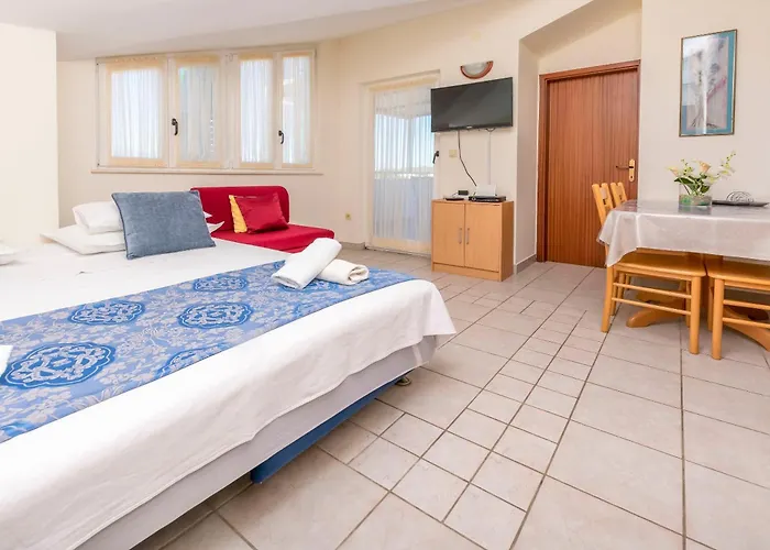 Toni פרימוסטן