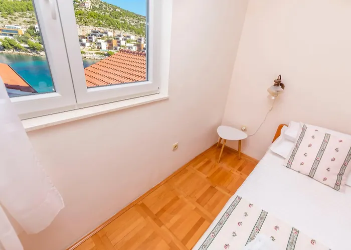 Toni דירה פרימוסטן