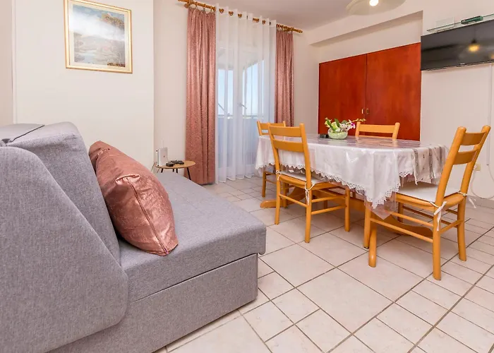 Toni * פרימוסטן