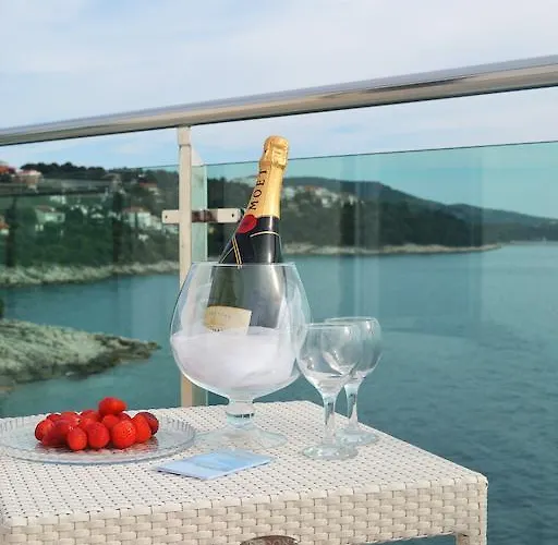 Toni דירה פרימוסטן